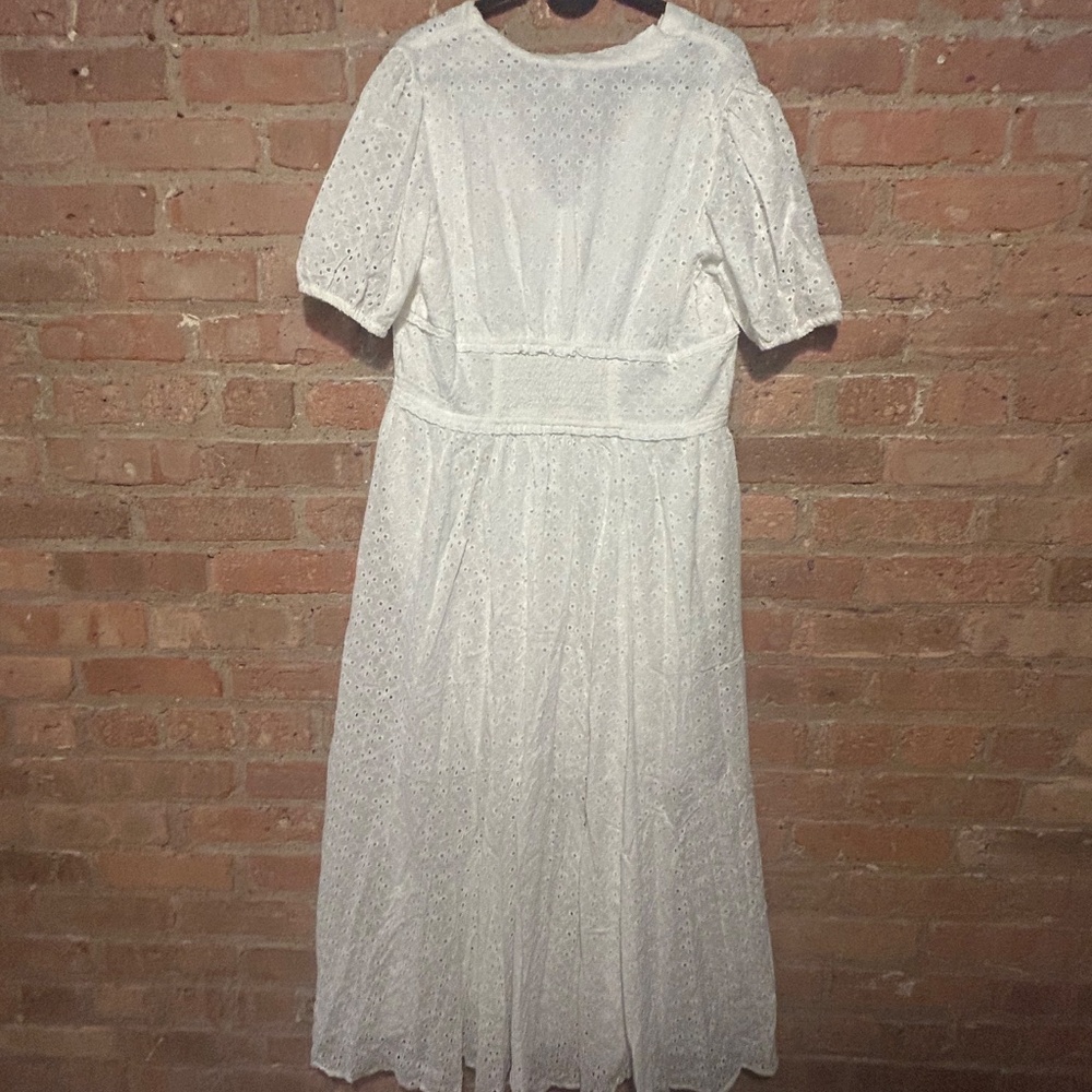 NWT - Baltic Born Esther Eyelet Midi Dress in Off White - Picture 3 of 4
